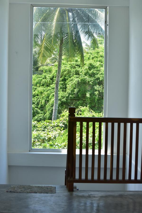 Green Almond Hotel Unawatuna Exterior photo